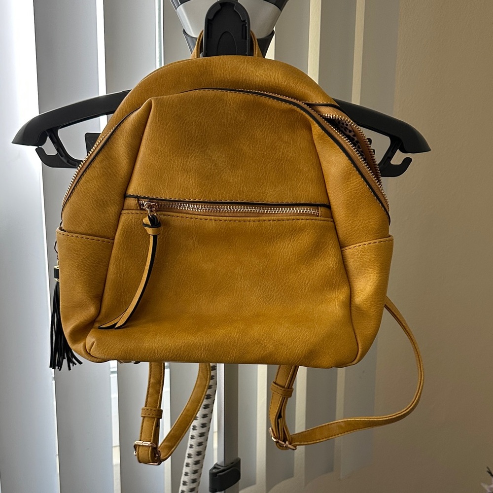 Chic Mustard Backpack for Women